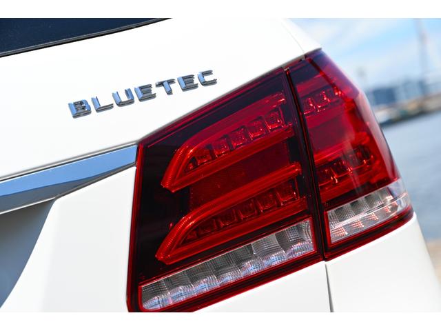 Eクラスステーションワゴン E350ブルテックステーションワゴンアバンG 法人オナ禁煙屋根保管後期モデルOPパノラマルーフOPAMGスポーツパッケージ(AMGエアロ・アルミ)黒本革シートヒーター本革巻きステア純正HDDナビ地デジBカメラ電動テールゲートOP360カメラ経済的(15枚目)