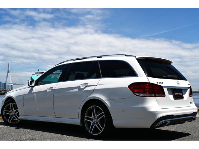 Eクラスステーションワゴン E350ブルテックステーションワゴンアバンG 法人オナ禁煙屋根保管後期モデルOPパノラマルーフOPAMGスポーツパッケージ(AMGエアロ・アルミ)黒本革シートヒーター本革巻きステア純正HDDナビ地デジBカメラ電動テールゲートOP360カメラ経済的(44枚目)