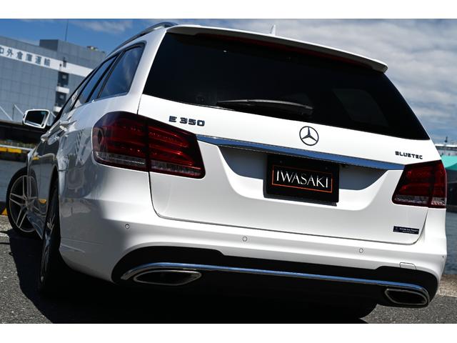 Eクラスステーションワゴン E350ブルテックステーションワゴンアバンG 法人オナ禁煙屋根保管後期モデルOPパノラマルーフOPAMGスポーツパッケージ(AMGエアロ・アルミ)黒本革シートヒーター本革巻きステア純正HDDナビ地デジBカメラ電動テールゲートOP360カメラ経済的(49枚目)