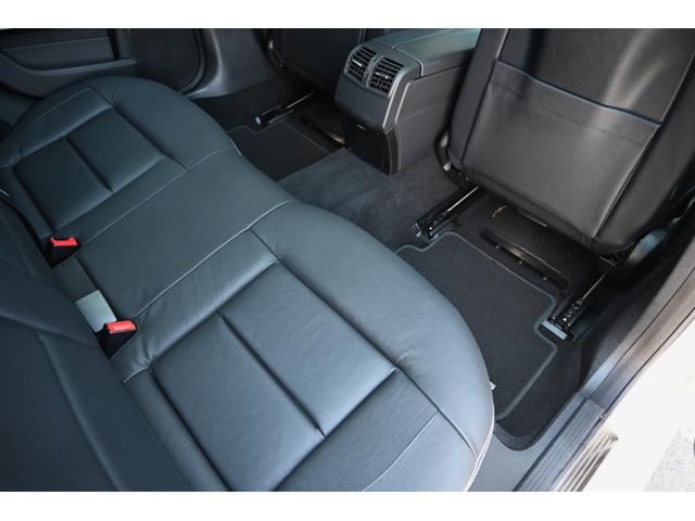 Eクラスステーションワゴン E350ブルテックステーションワゴンアバンG 法人オナ禁煙屋根保管後期モデルOPパノラマルーフOPAMGスポーツパッケージ(AMGエアロ・アルミ)黒本革シートヒーター本革巻きステア純正HDDナビ地デジBカメラ電動テールゲートOP360カメラ経済的(80枚目)