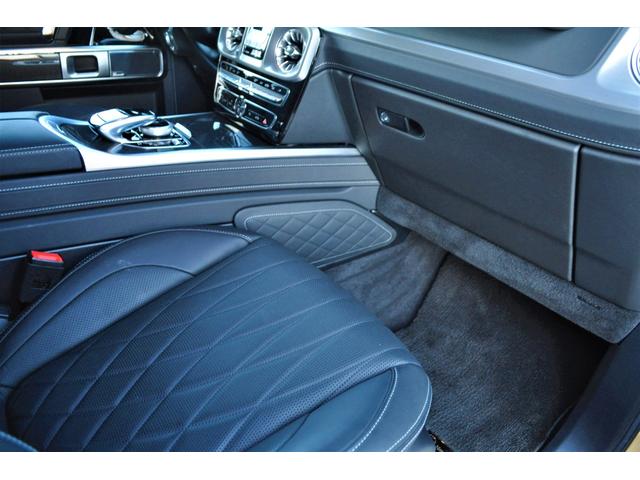 Gクラス G63 AMG世田谷特別オーダーモデル法人禁煙屋根保管左H特注オーダーカラーデザートサンドカーボンインテリア&ステアリングナイトパッケージエクスクルーシブPKG黒本革ベンチレーター22インチアルミディーラー(70枚目)