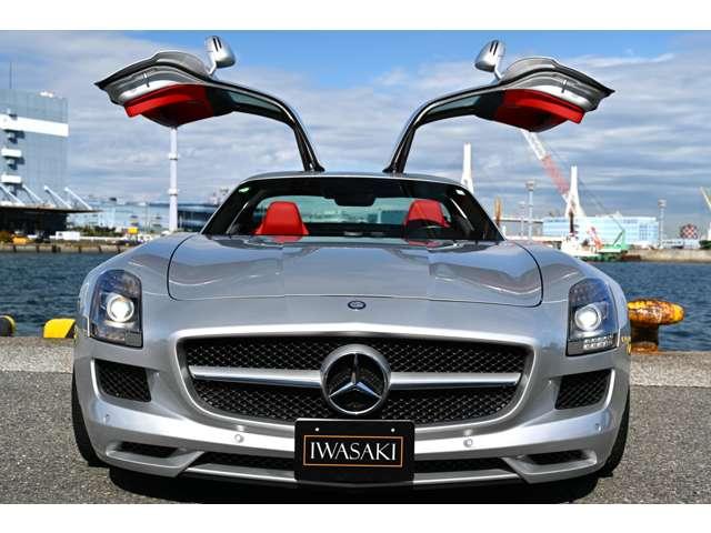 ＳＬＳ ＡＭＧ ベースグレード　正規ディーラー車　左ハンドル　法人禁煙屋根保管雨天未ＯＰパフォーマンスパッケージ１（カーボンブレーキ・Ｐステア・ＡＭＧスポーツサス　クラシックレッドフルレザー鍛造Ｆ１９Ｒ２０ＡＷ（19枚目）