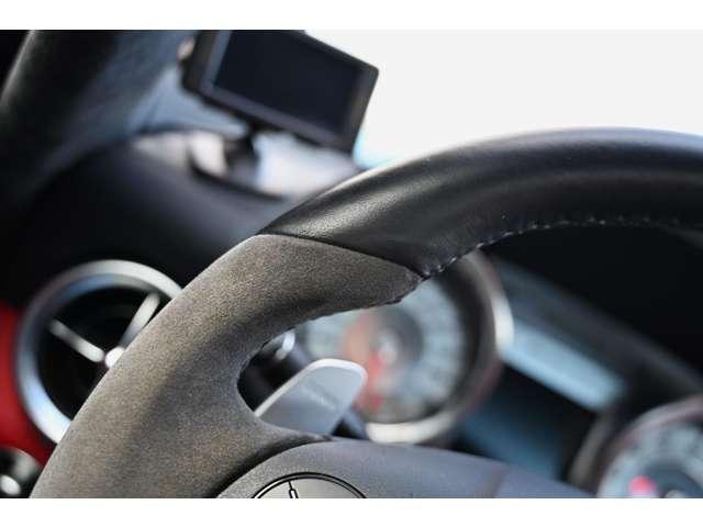 ＳＬＳ ＡＭＧ ベースグレード　正規ディーラー車　左ハンドル　法人禁煙屋根保管雨天未ＯＰパフォーマンスパッケージ１（カーボンブレーキ・Ｐステア・ＡＭＧスポーツサス　クラシックレッドフルレザー鍛造Ｆ１９Ｒ２０ＡＷ（20枚目）