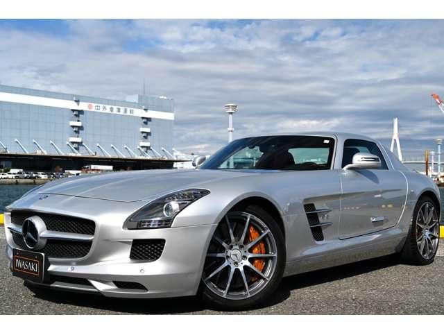 ＳＬＳ ＡＭＧ ベースグレード　正規ディーラー車　左ハンドル　法人禁煙屋根保管雨天未ＯＰパフォーマンスパッケージ１（カーボンブレーキ・Ｐステア・ＡＭＧスポーツサス　クラシックレッドフルレザー鍛造Ｆ１９Ｒ２０ＡＷ（22枚目）