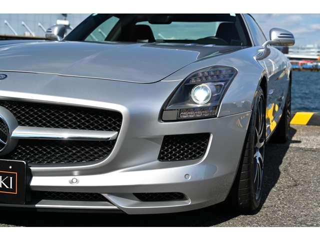 ＳＬＳ ＡＭＧ ベースグレード　正規ディーラー車　左ハンドル　法人禁煙屋根保管雨天未ＯＰパフォーマンスパッケージ１（カーボンブレーキ・Ｐステア・ＡＭＧスポーツサス　クラシックレッドフルレザー鍛造Ｆ１９Ｒ２０ＡＷ（35枚目）
