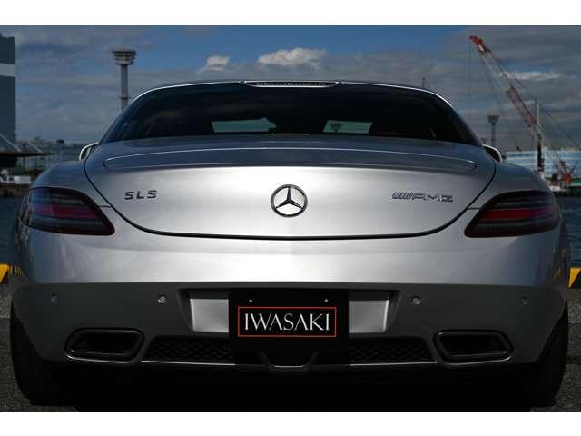 ＳＬＳ ＡＭＧ ベースグレード　正規ディーラー車　左ハンドル　法人禁煙屋根保管雨天未ＯＰパフォーマンスパッケージ１（カーボンブレーキ・Ｐステア・ＡＭＧスポーツサス　クラシックレッドフルレザー鍛造Ｆ１９Ｒ２０ＡＷ（49枚目）