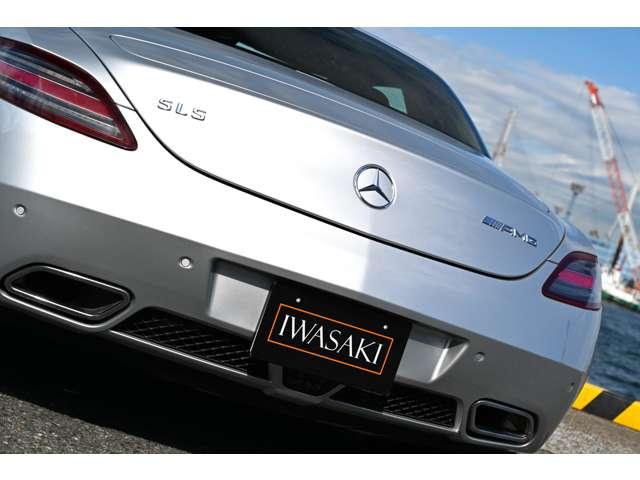 ＳＬＳ ＡＭＧ ベースグレード　正規ディーラー車　左ハンドル　法人禁煙屋根保管雨天未ＯＰパフォーマンスパッケージ１（カーボンブレーキ・Ｐステア・ＡＭＧスポーツサス　クラシックレッドフルレザー鍛造Ｆ１９Ｒ２０ＡＷ（70枚目）