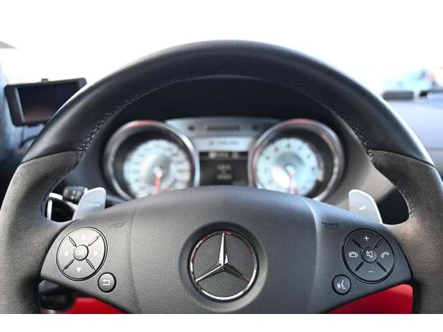 ＳＬＳ ＡＭＧ ベースグレード　正規ディーラー車　左ハンドル　法人禁煙屋根保管雨天未ＯＰパフォーマンスパッケージ１（カーボンブレーキ・Ｐステア・ＡＭＧスポーツサス　クラシックレッドフルレザー鍛造Ｆ１９Ｒ２０ＡＷ（74枚目）