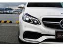 Ｅ６３　ＡＭＧ　４マチック　ステーションワゴン　後期Ｗ２１２後期正規ディーラー車左ハンドル法人禁煙屋根保管走行４．７万ＫｍＯＰカラーダイヤモンドホワイトパール黒本革ハーマンガードンＯＰチタングレー１９インチ（34枚目）