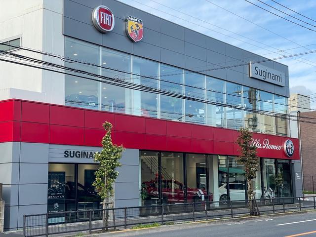 ステルヴィオ ２．２ターボ　ディーゼルＱ４ヴェローチェ　５０台限定車　パノラマサンルーフ　メモリー機能付きベージュ革シート＆ヒーター　限定車専用純正２１インチアルミ　ＡＣＣ　純正ナビ　バックカメラ　フルセグ　パワーバックドア　２２００ｃｃディーゼルターボ（63枚目）