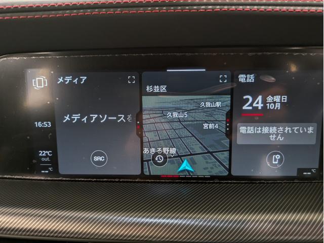 ステルヴィオ ２．０ターボ　Ｑ４トリブート　イタリアーノ　２８台限定車　ブラックルーフ　レッドステッチ電動本革シート＆ヒーター　ＡＬＦＡアクティブサスペンション　ＡＣＣ　衝突軽減ブレーキ　純正ナビ　バックカメラ　Ｂｌｕｅｔｏｏｔｈ　純正２１インチアルミ（15枚目）