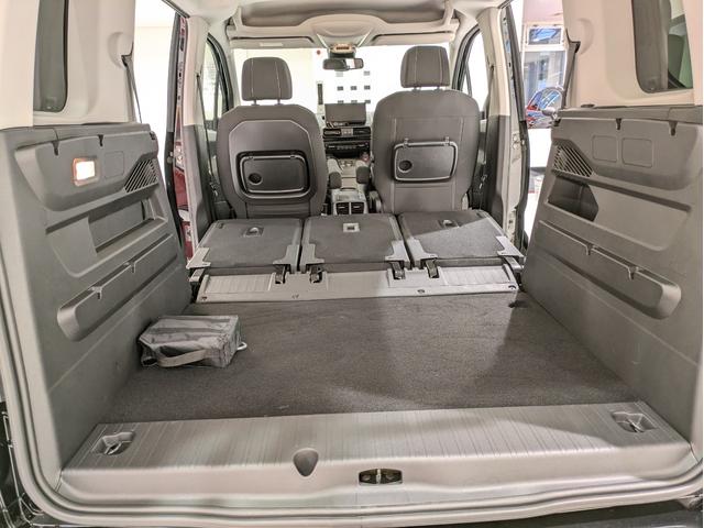 ドブロ 1500ccディーゼルターボ 両側スライドドア LEDヘッドライト 360℃アラウンドビュー バックカメラ ACC 純正アルミホイール ワンオーナー 全国新車保証(12枚目)