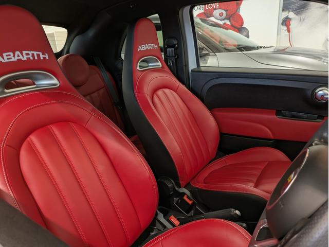 アバルト595C ツーリズモ MYS メイクユアスコーピオン 専用色 赤レザー カロッツェリアインダッシュナビ フルセグ バックカメラ Bluetooth パドルシフト キセノンヘッドライト 純正17インチアルミ ドラレコ ETC(11枚目)