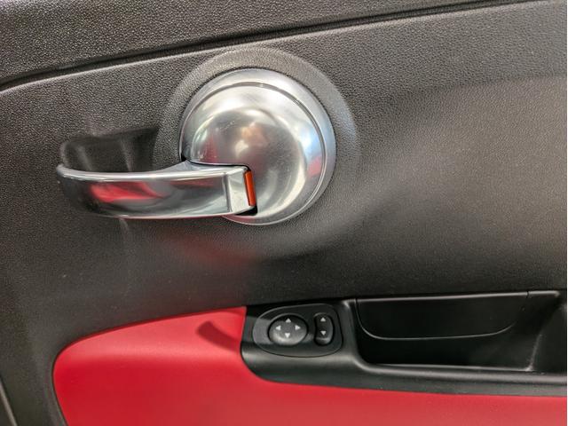 アバルト595C ツーリズモ MYS メイクユアスコーピオン 専用色 赤レザー カロッツェリアインダッシュナビ フルセグ バックカメラ Bluetooth パドルシフト キセノンヘッドライト 純正17インチアルミ ドラレコ ETC(25枚目)