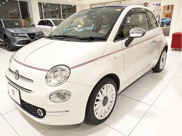 500C ドルチェヴィータ 100台限定車 専用ソフトトップ クロームボンネットライン 専用16インチアルミ ボディーレッドラインデカール 専用ハーフレザーシート キセノンヘッドライト リアパークセンサー CarPlay ETC(4枚目)