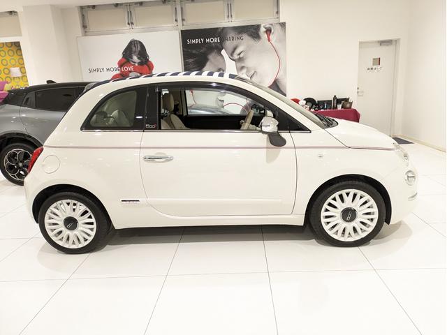 500C ドルチェヴィータ 100台限定車 専用ソフトトップ クロームボンネットライン 専用16インチアルミ ボディーレッドラインデカール 専用ハーフレザーシート キセノンヘッドライト リアパークセンサー CarPlay ETC(5枚目)