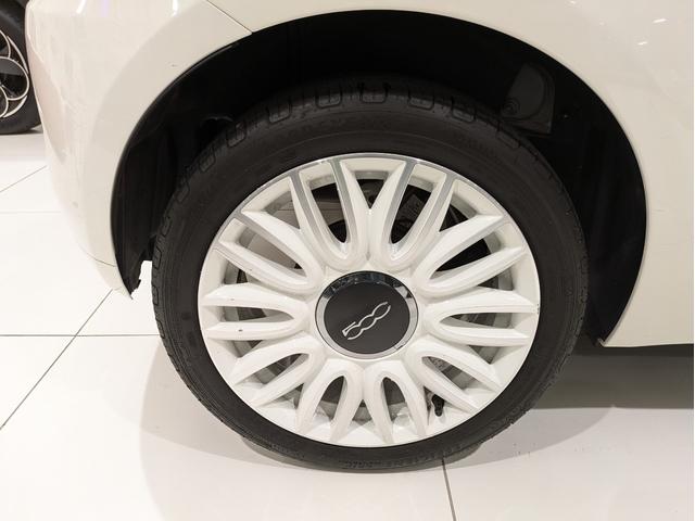 500C ドルチェヴィータ 100台限定車 専用ソフトトップ クロームボンネットライン 専用16インチアルミ ボディーレッドラインデカール 専用ハーフレザーシート キセノンヘッドライト リアパークセンサー CarPlay ETC(30枚目)