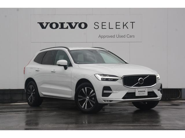 ＸＣ６０ Ｂ５　ＡＷＤ　モーメンタム　元弊社試乗車　シートヒーター　３６０度カメラ　電動パワーシート（6枚目）