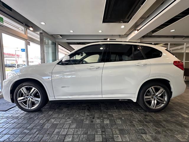 Ｘ１ ｘＤｒｉｖｅ　１８ｄ　Ｍスポーツ　１オ－ナ－　ディ－ラ－整備記録Ｈ３０．Ｒ１．Ｒ３．Ｒ５有　車両評価５点　コンフォ－トＰ　パワ－バックドア　純ナビ　Ｂカメラ　前後センサ－　ＴＶキット　インテリジェントセ－フティ　ミラ－型ＥＴＣ　禁煙（13枚目）