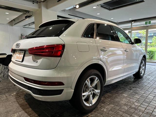 Ｑ３ １．４ＴＦＳＩスポーツ　ＳラインエクステリアＰ純正１７インチＡＷアシスタンスＰコンビニエンスＰ　ＬＥＤパッケージバックカメラパワーバックドア純正ＭＭＩナビフルセグＴＶ（17枚目）