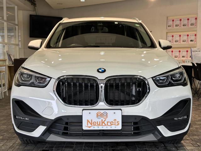 Ｘ１ ｘＤｒｉｖｅ　１８ｄ　１オ－ナ－　後期モデル　コンフォートパッケージ　前席パワ－シ－ト　ＬＥＤライト　電動テールゲート　ＰＤＣ　ドラレコ　純正ナビ　純正ホイール　タッチパネルモニター　ドライビングアシスト　ＥＴＣ　禁煙（16枚目）