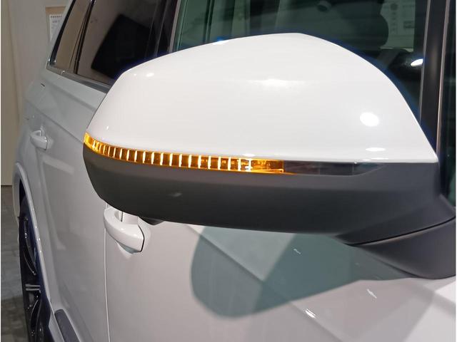 AUDI Q7 45 S LINE LIMITED