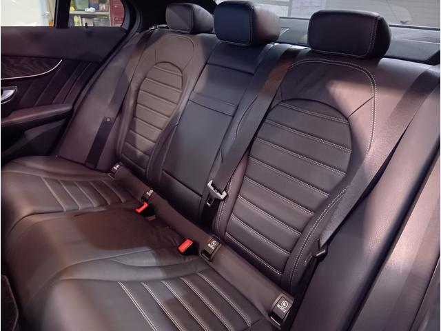 Ｃクラス Ｃ２２０ｄアバンギャルド　ＡＭＧライン　１オーナー　ディーラー記録Ｒ１．２．３．４．５あり　レザーエクスクルーシブＰＫＧ　ブラックレザーシート　パノラミックスライディングルーフ　ヘッドアップディスプレイ　アンビエントライト（36枚目）