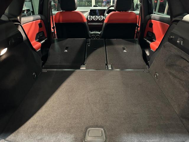 ＧＬＡクラス ＧＬＡ２００ｄ　４マチック　ＡＭＧラインパッケージ　１オーナー車　アドバンスドＰ　ＡＭＧレザーエクスクルーシブＰ　レーダーセーフティＰ　　パノラミックルーフ　ＨＵＤ　ブルメスターサウンド　ＡＢＵＸＡＲナビ　赤黒レザーシート　メモリ付パワーシート（45枚目）