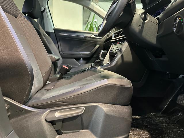 Ｔ－ロック ＴＤＩ　スタイル　Ｄｉｓｃｏｖｅｒ　Ｐｒｏ　ＰＫＧ　ＳＳＤナビ　９．２ｉｎｃタッチスクリーン　ジェスチャーコントロール　ＡＰＰコンクト　Ｗｅコネクトプラス　ＥＴＣ２．０　　　オールインセーフティ　レーンキープ　ＡＣＣ（32枚目）