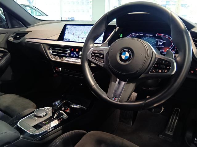 2シリーズ M235i xDriveグランクーペ 1オーナー ディーラー記録R3 4 5 6あり メモリーパワーシート シートヒーター バックカメラ アンビエントライト ワイヤレス充電 純正ナビ Bluetooth クルーズコントロール 前後ドラレコ(22枚目)