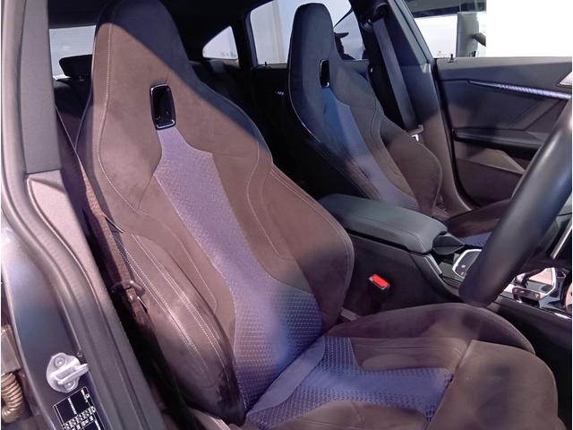 2シリーズ M235i xDriveグランクーペ 1オーナー ディーラー記録R3 4 5 6あり メモリーパワーシート シートヒーター バックカメラ アンビエントライト ワイヤレス充電 純正ナビ Bluetooth クルーズコントロール 前後ドラレコ(30枚目)