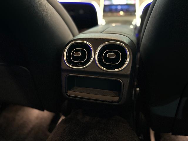 Cクラス C220dアバンギャルド AMGラインパッケージ レーダーセーフティP LEDハイパーパフォーマンスヘッドランプ 360度カメラ パワーシート シートヒーター パワートランク フットトランクオープナー 純正18インチAW 1オーナー D記5.6.7(28枚目)