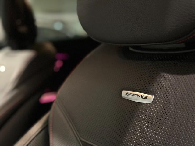 運転席シート３