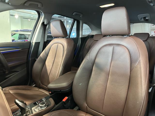 X1 xDrive 18d xライン ハイラインPKG モカレザー 木目調インパネ シートヒーター ACC パワーバックドア(フットオープナー) 1オーナー バックカメラ 前後ドラレコ ディーラー整備記録簿付 R4/5/6/7 スペアキー(16枚目)