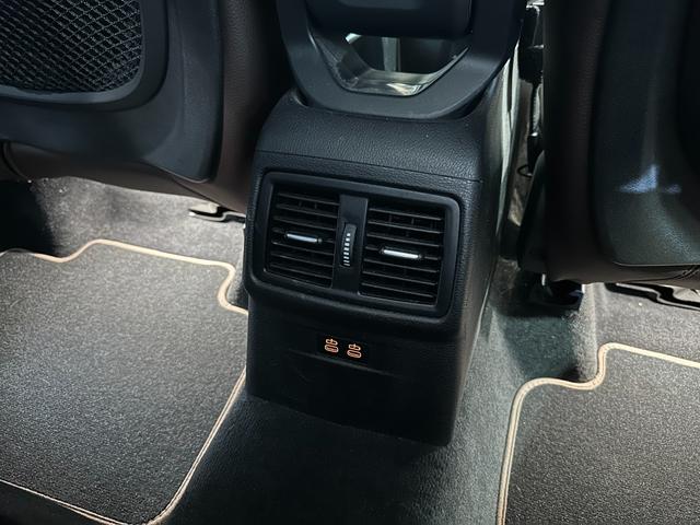 X1 xDrive 18d xライン ハイラインPKG モカレザー 木目調インパネ シートヒーター ACC パワーバックドア(フットオープナー) 1オーナー バックカメラ 前後ドラレコ ディーラー整備記録簿付 R4/5/6/7 スペアキー(31枚目)