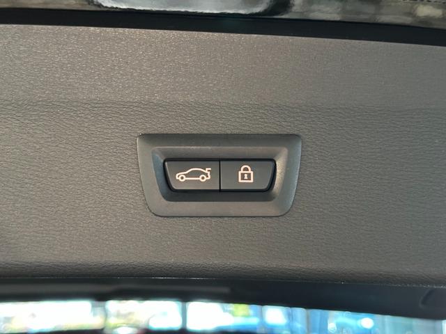 X1 xDrive 18d xライン ハイラインPKG モカレザー 木目調インパネ シートヒーター ACC パワーバックドア(フットオープナー) 1オーナー バックカメラ 前後ドラレコ ディーラー整備記録簿付 R4/5/6/7 スペアキー(32枚目)