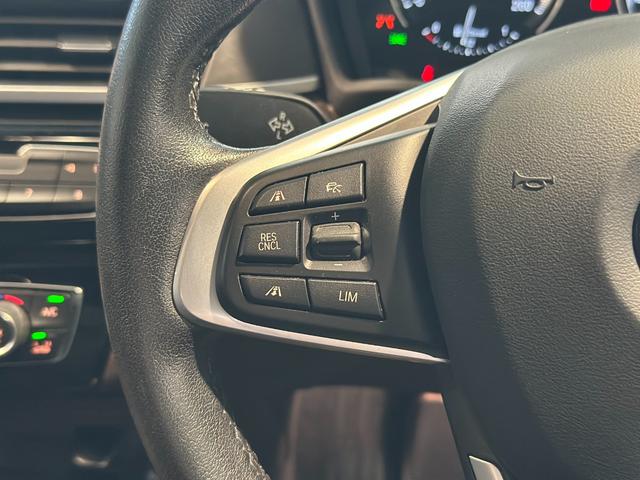 X1 xDrive 18d xライン ハイラインPKG モカレザー 木目調インパネ シートヒーター ACC パワーバックドア(フットオープナー) 1オーナー バックカメラ 前後ドラレコ ディーラー整備記録簿付 R4/5/6/7 スペアキー(39枚目)