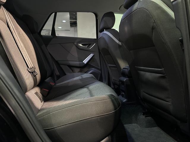 Q2 35TDIスポーツ アシスタンスパッケージ ACC ブレーキホールド バックカメラ LEDライト 電動リアゲート 純正TV付ナビ 8スピーカー 前後ドラレコ スペアキー ETC ディーラー整備記録簿 R4/5/6/7(28枚目)