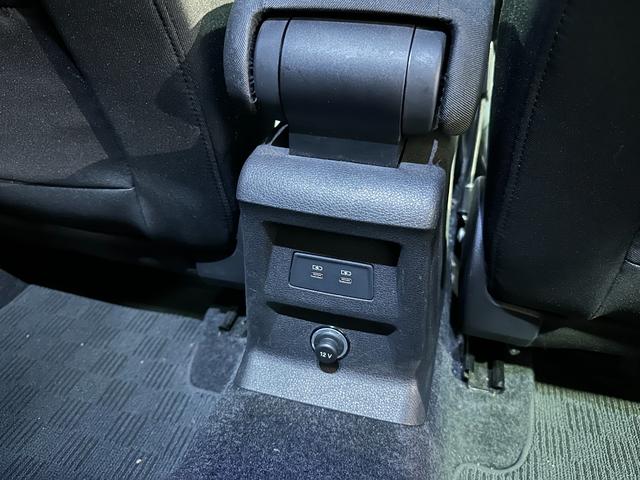 Q2 35TDIスポーツ アシスタンスパッケージ ACC ブレーキホールド バックカメラ LEDライト 電動リアゲート 純正TV付ナビ 8スピーカー 前後ドラレコ スペアキー ETC ディーラー整備記録簿 R4/5/6/7(29枚目)