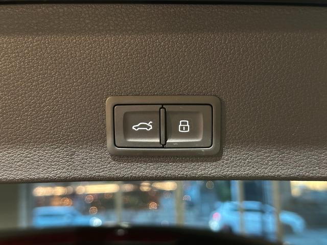 Q2 35TDIスポーツ アシスタンスパッケージ ACC ブレーキホールド バックカメラ LEDライト 電動リアゲート 純正TV付ナビ 8スピーカー 前後ドラレコ スペアキー ETC ディーラー整備記録簿 R4/5/6/7(30枚目)