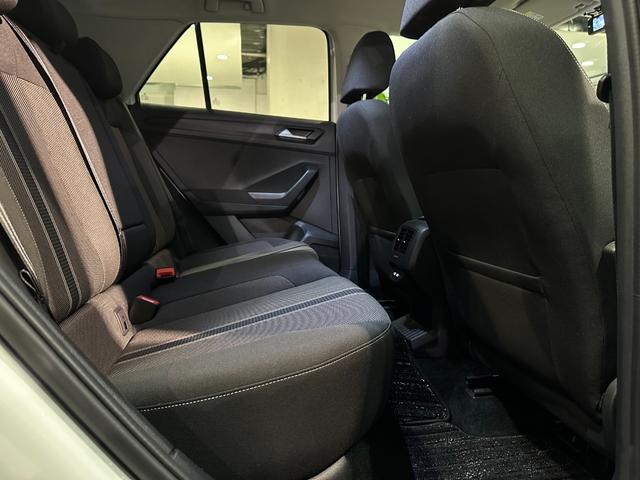 T-ロック TSI スタイルデザインパッケージ ディスカバーメディアPKG 1オーナー ACC バックカメラ パワーバックドア LEDライト アンビエントライト ETC デイタイムランニングライト ディーラー整備記録簿付 R4・5・6・7(24枚目)