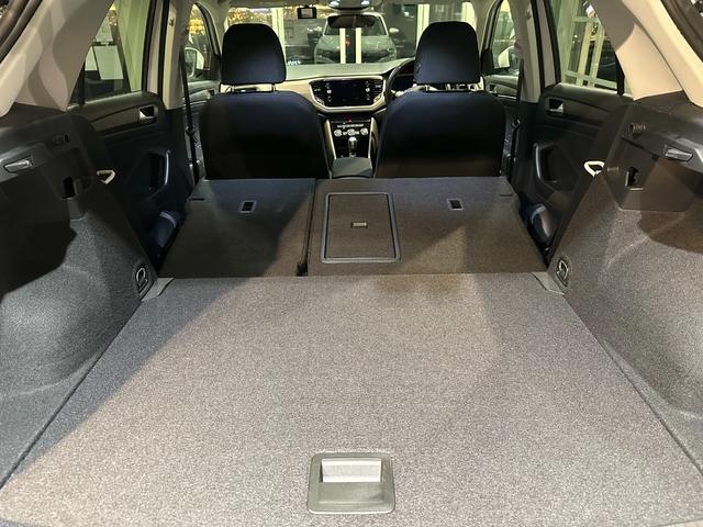 T-ロック TSI スタイルデザインパッケージ ディスカバーメディアPKG 1オーナー ACC バックカメラ パワーバックドア LEDライト アンビエントライト ETC デイタイムランニングライト ディーラー整備記録簿付 R4・5・6・7(30枚目)