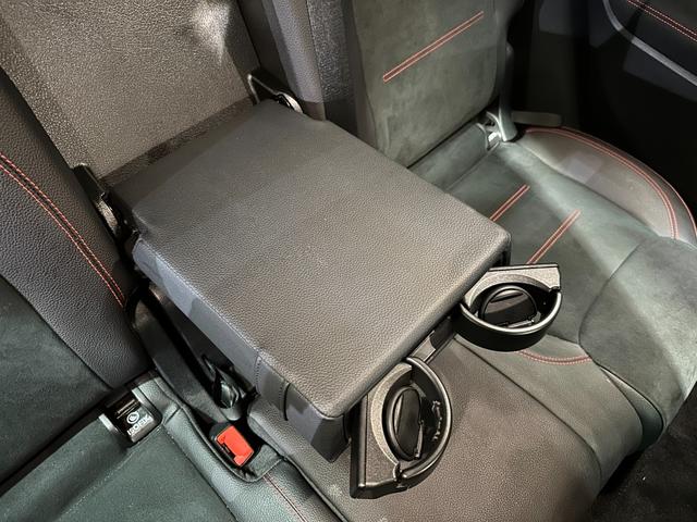 ＧＬＢ ＧＬＢ２００ｄ　４マチック　ＡＭＧラインパッケージ　ＡＭＧラインＰＫＧ　オフロードエンジニアリングＰＫＧ　前席パワーシート　前席シートヒーター　フットトランクオープン　３６０度カメラ　前後ドラレコ　ワイヤレスチャージ　ブラインドスポットアシスト（34枚目）