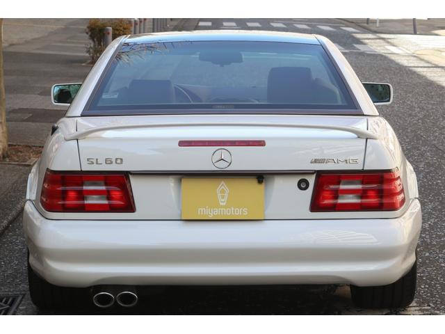 ＳＬ ＳＬ６００　６．０　Ｄ車　左Ｈ　エクスクルーシブグレーレザー　ＡＭＧ保証書　補足取説有　スペアキー　ブルーソフトトップ　ＢＯＳＥプレミアムサウンドシステム　セルフレベリングアダプティブダンピングシステム　シートヒーター（9枚目）