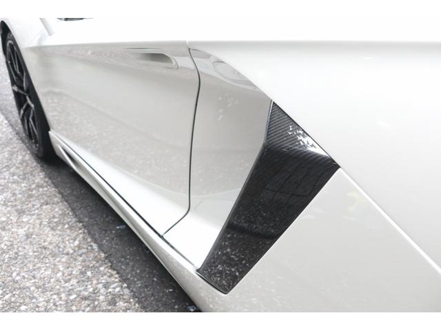 アヴェンタドール LP700-4ロードスター ディーラー車 左ハンドル フロントリフター 純正20インチ鍛造アルミホイール カーボンブレーキ ブラックキャリパー カーボンフロントスポイラー カーボンサイドエアダクト カーボンリアディフューザー(50枚目)