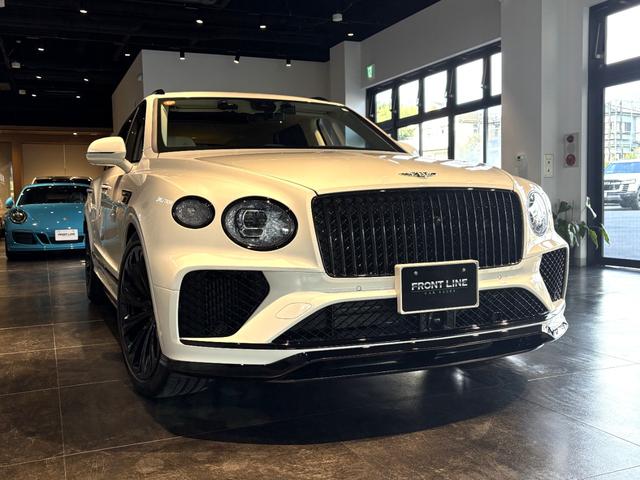 ベンテイガ 　ＯＰ８１９　ベンテイガスタイリングスペック　エアラインシートスペック　Ｂａｎｇ　＆Ｏｌｕｆｓｅｎ　ブラックラインスペック　フェイシア　ドアウエストレール　ピアノリネン　２２インチ　エンターテインメント（3枚目）