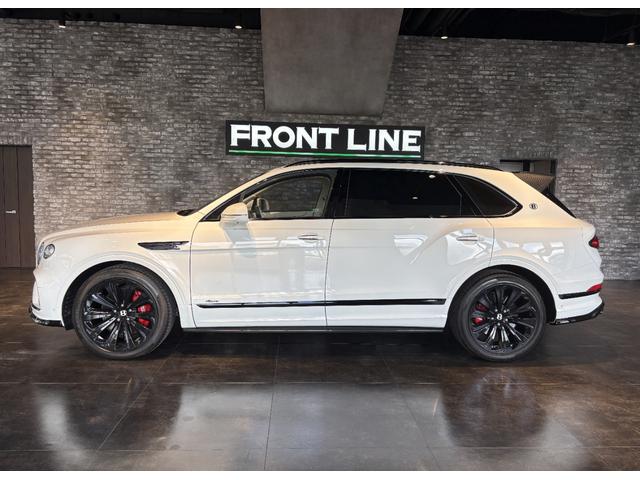 ベンテイガ 　ＯＰ８１９　ベンテイガスタイリングスペック　エアラインシートスペック　Ｂａｎｇ　＆Ｏｌｕｆｓｅｎ　ブラックラインスペック　フェイシア　ドアウエストレール　ピアノリネン　２２インチ　エンターテインメント（5枚目）