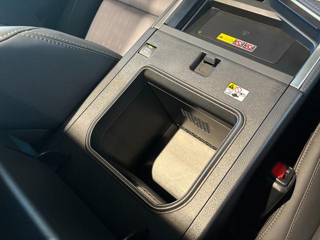 GX GX550 オーバートレイル+ 100台限定車 AUTHORセキュリティ ムーンルーフ マークレビンソン クールボックス 地デジチューナー パノラミックビューモニター デジタルインナーミラー F.Rシートヒーター Fベンチレーション(19枚目)