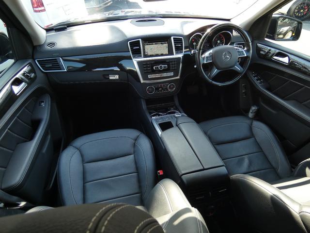 GLクラス GL350 ブルテク4マチックレザーエクスクルシブP レーダーセーフティPKG ACC パノラマSR ブラックナッパレザー 全席シートヒーター 純正HDDナビ 地デジ 360°カメラ PTS 純正20AW 禁煙 正規D車(18枚目)