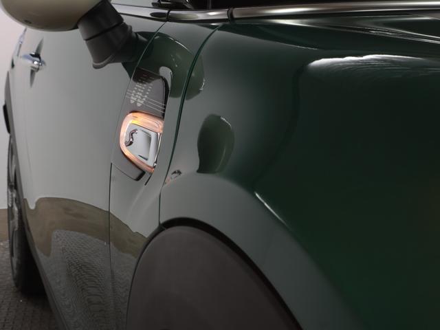 クーパーS 60イヤーズエディション 17インチAW 60th Edition アクティブクルーズコントロール ブラウンレザー内装 Rカメラ FRセンサー LED 衝突軽減 USB コンフォートアクセス(27枚目)